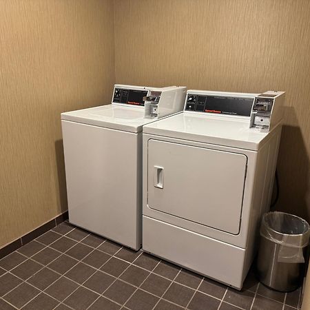 阿特雷亚机场旅馆及套房贝斯特韦斯特酒店 普兰菲尔德 外观 照片